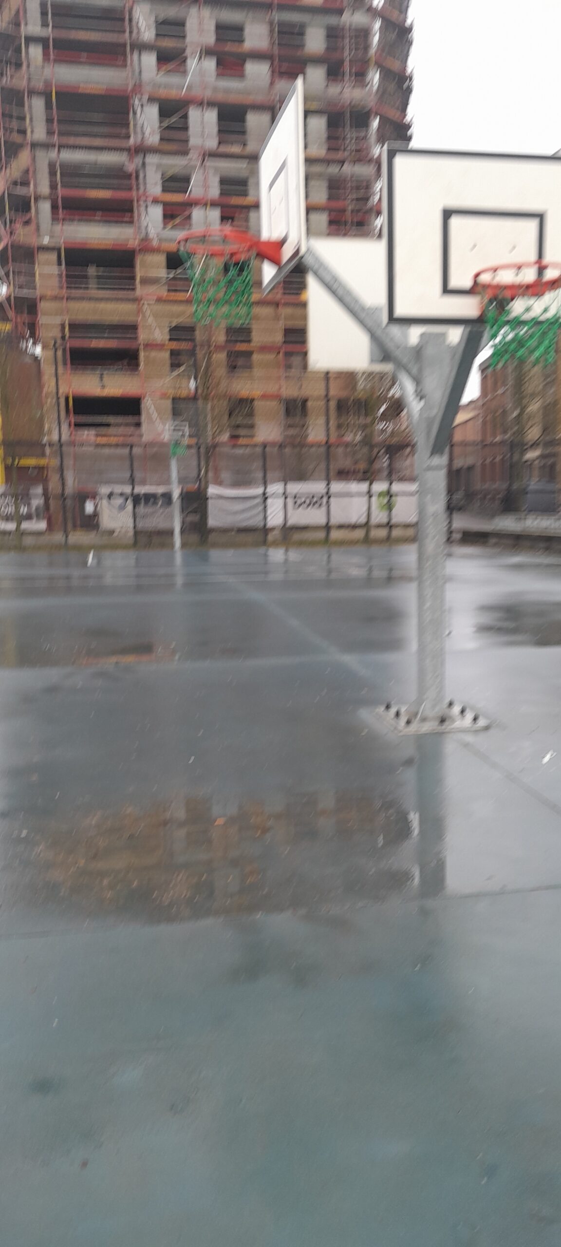 Basketbalveld